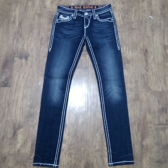 Rock Revival NWOT Women's Jeans 26 Ynes Skinny Embellished Embroidered - Picture 3 of 12